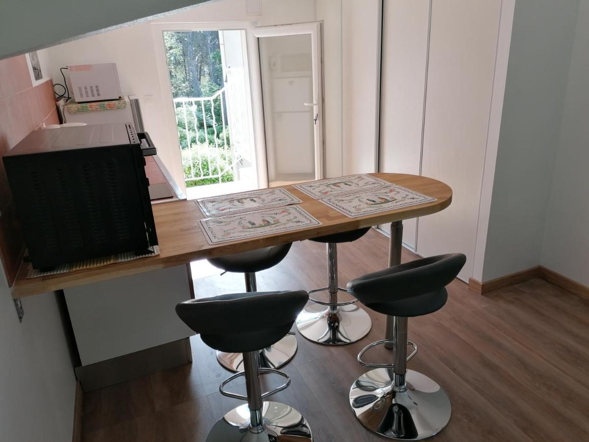 Le Clos Zinou Lambesc Extérieur photo