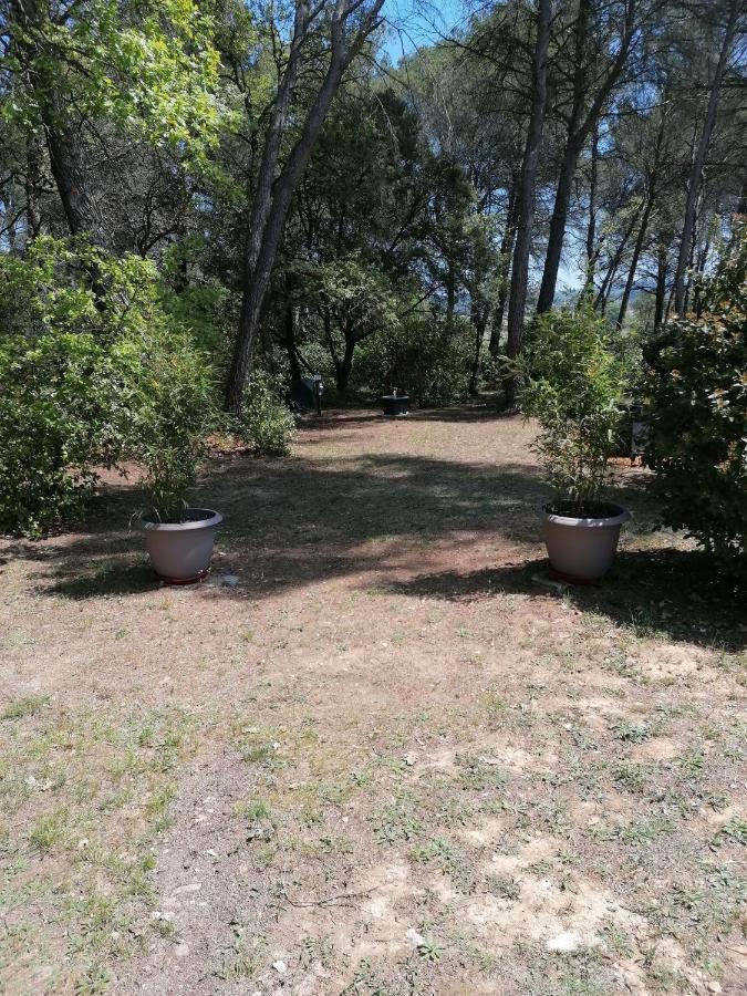 Le Clos Zinou Lambesc Extérieur photo