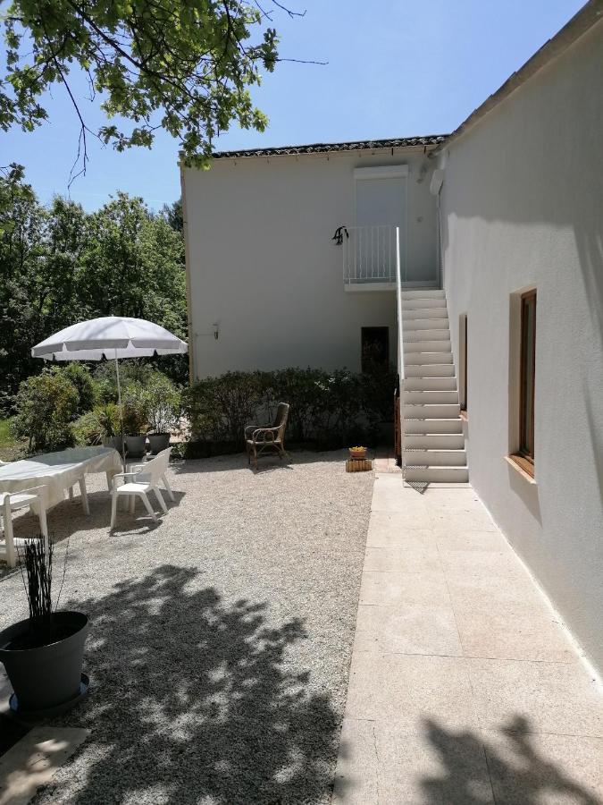 Le Clos Zinou Lambesc Extérieur photo
