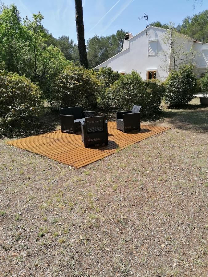 Le Clos Zinou Lambesc Extérieur photo